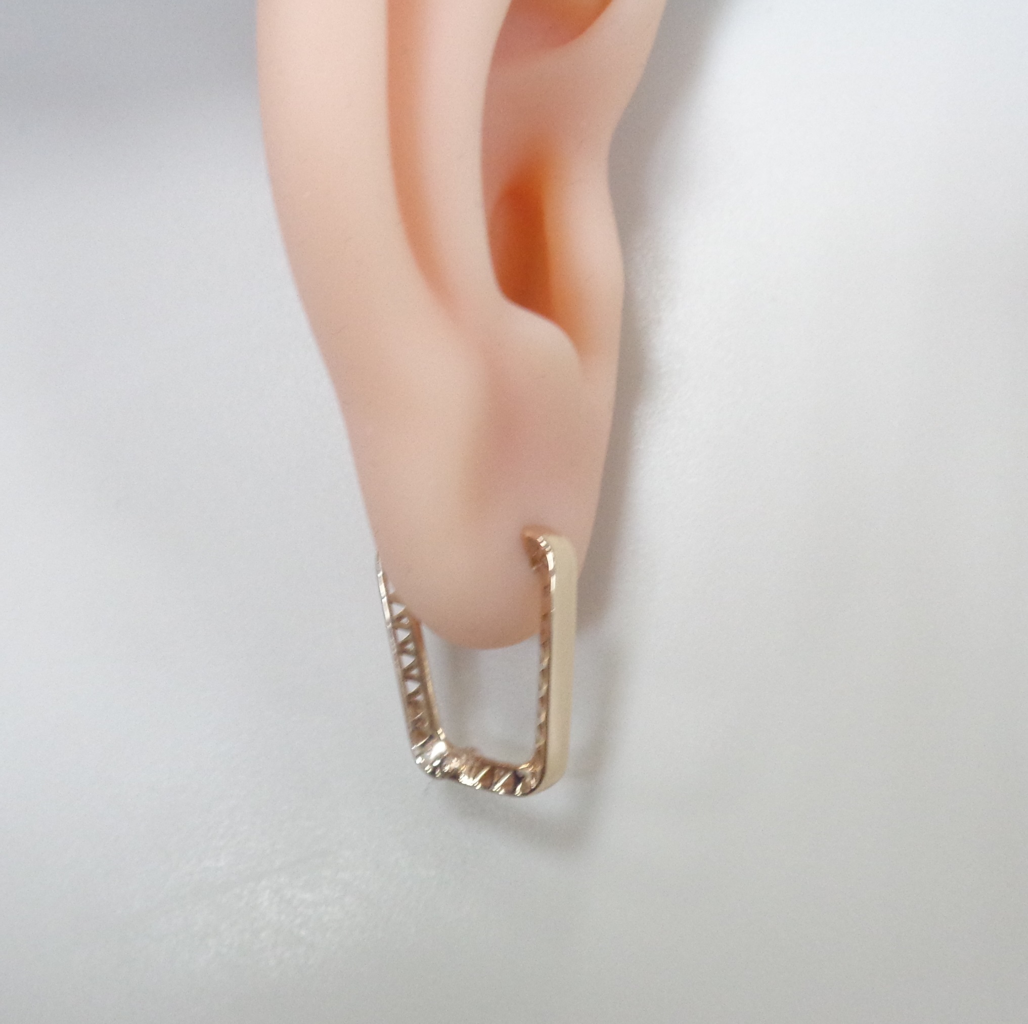 10519-000730 Серьги (Au 585)